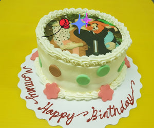 Signature Cakes (6 " and  8") Photo Cake