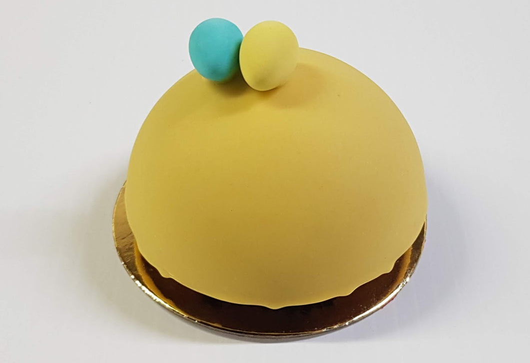 Half Sphere Mango Mousse